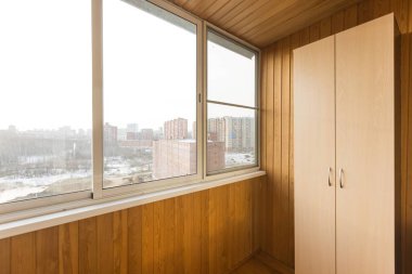 Apartmanın balkonundan manzara