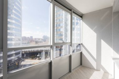 Apartmanın balkonundan manzara