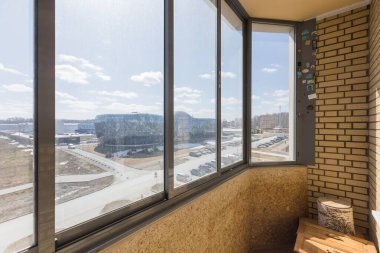 Apartmanın balkonundan manzara