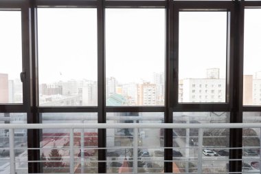 Apartmanın balkonundan manzara