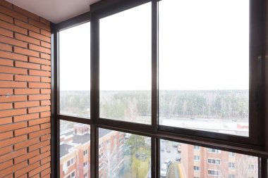 Apartmanın balkonundan manzara