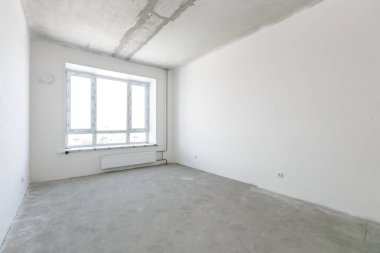 Dairenin içi gri renklerle süslenmemiş.