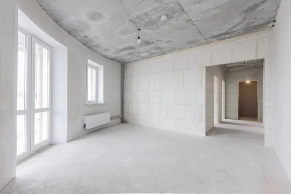 Interior Apartemen Tanpa Dekorasi Warna Abu Abu — Stok Foto