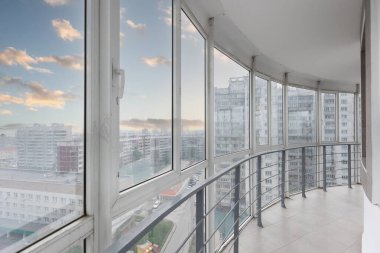 Apartmanın balkonundan manzara