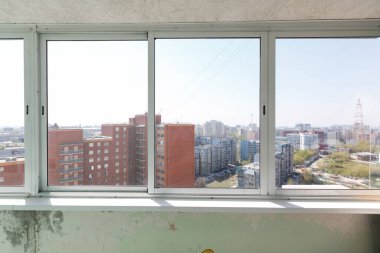 Apartmanın balkonundan manzara