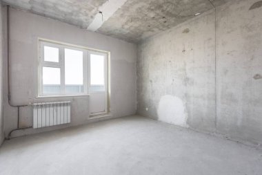 Dairenin içi gri renklerle süslenmemiş.