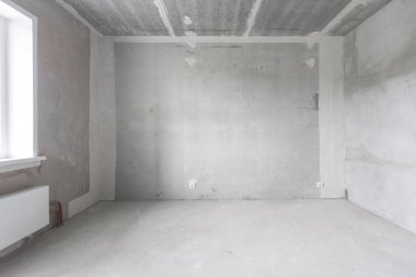 Dairenin içi gri renklerle süslenmemiş.