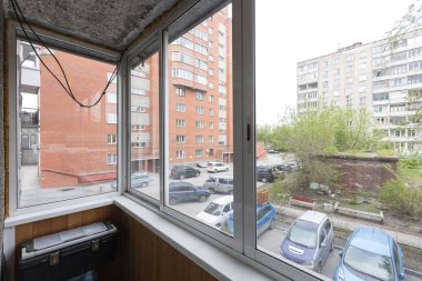 Apartmanın balkonundan manzara