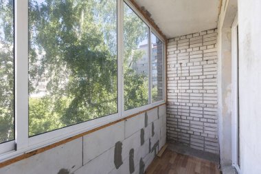 Apartmanın balkonundan manzara