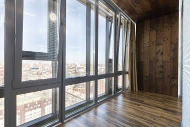 Apartmanın balkonundan manzara