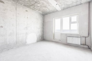 Dairenin içi gri renklerle süslenmemiş.