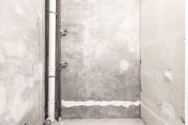 Dairenin içi gri renklerle süslenmemiş.