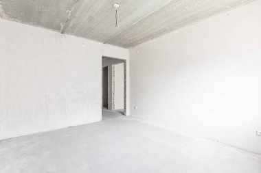 Dairenin içi gri renklerle süslenmemiş.