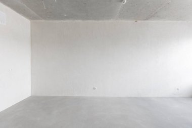 Dairenin içi gri renklerle süslenmemiş.