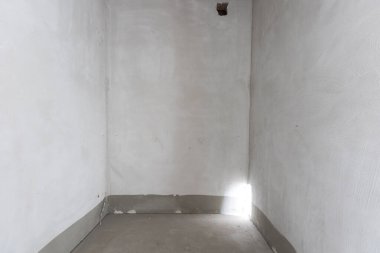 Dairenin içi gri renklerle süslenmemiş.