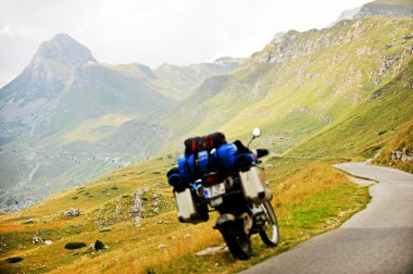 Macera motosiklet Sedlo pass