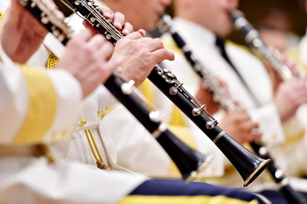 Uniforme de orquesta militar durante concierto —  Fotos de Stock