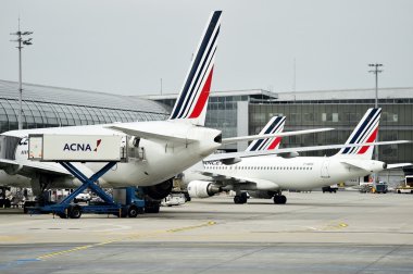 Air France uçak Charles de Gaulle uluslararası üzerinde görülür