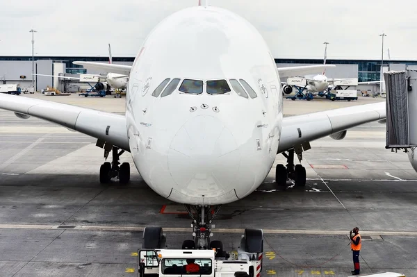 Air France A380 Flugzeug auf Charles de Gaulle International Airp — Stockfoto