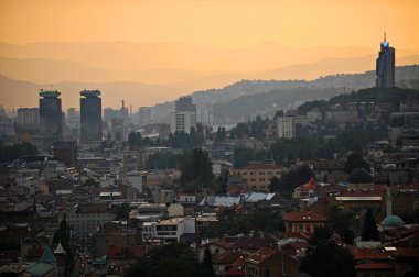 Saraybosna panorama adlı günbatımı