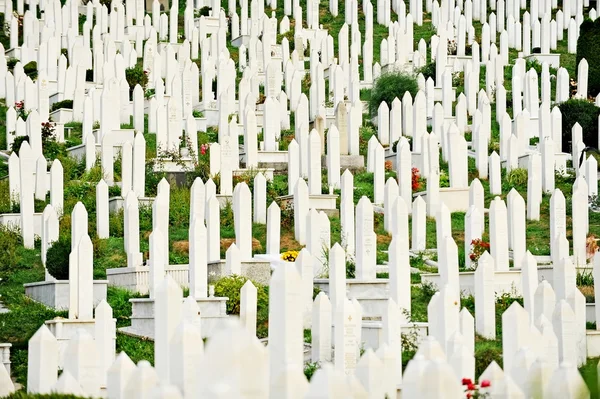 Memorial de las víctimas de la guerra del sitio de Sarajevo —  Fotos de Stock