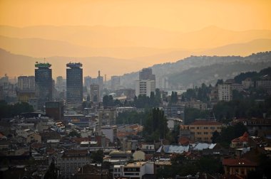 Saraybosna panorama adlı günbatımı