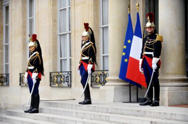 Elysee Sarayı Cumhuriyet Muhafızları 