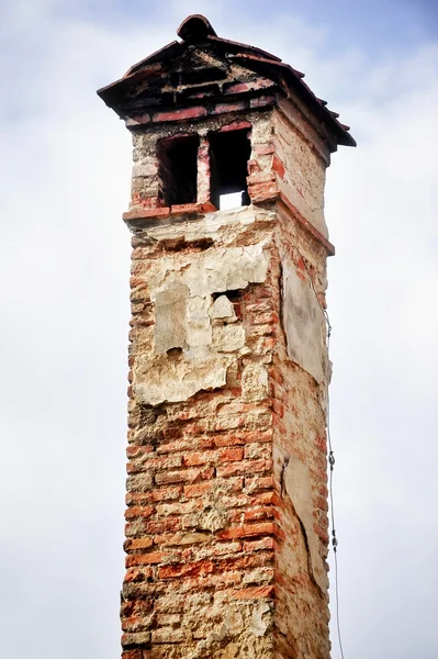 Very old brick smoking chimney — Stock Photo, Image