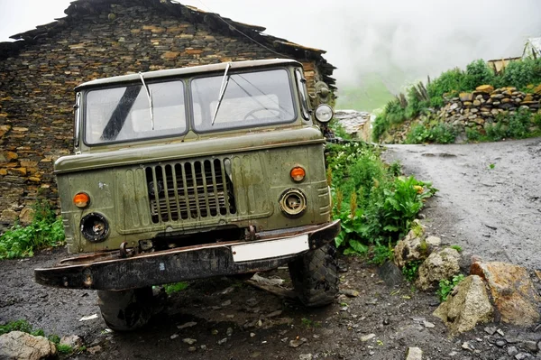 Camião russo abandonado — Fotografia de Stock