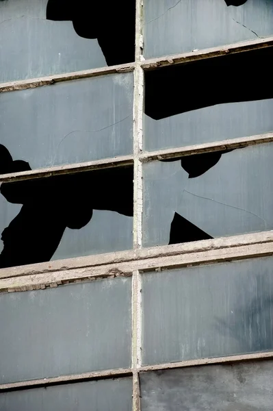 Industrial broken windows — Stock Photo, Image