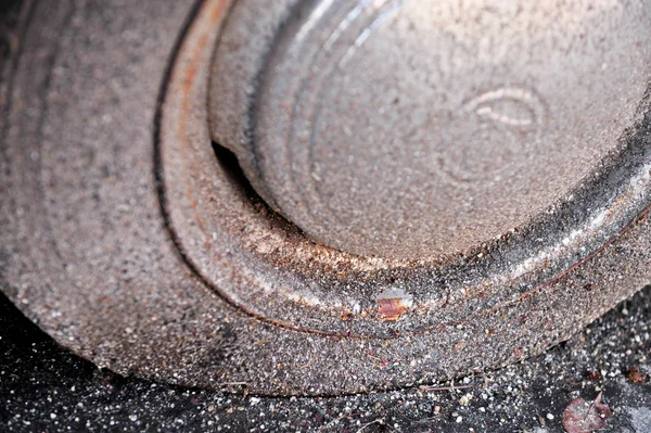 Rusty rim and flat tire — Stock Photo, Image