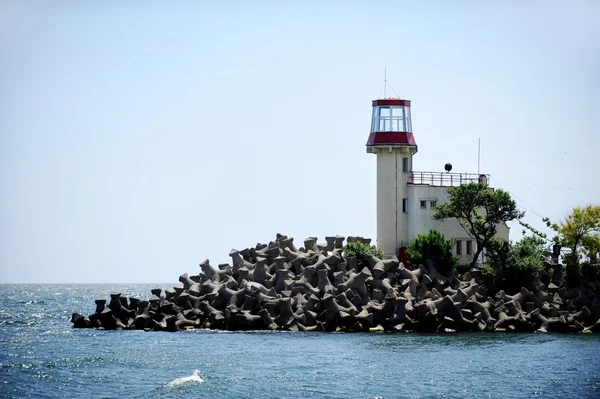 Faro abandonado废弃的灯塔 — 图库照片