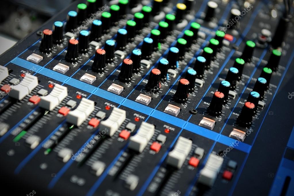 Resultado de imagen para imagenes de consola de sonido