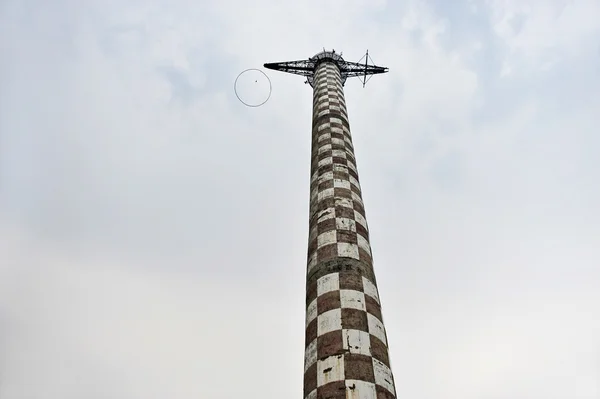 Old parachute jump tower — Stock Photo, Image