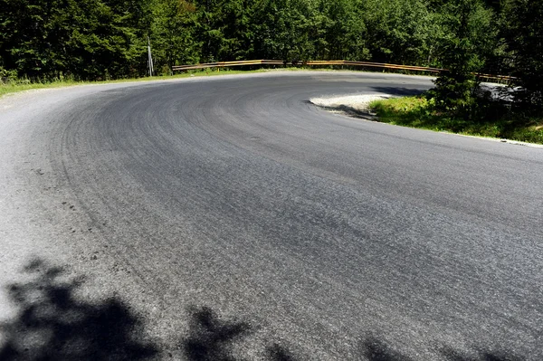 Empty mountain road — Stock Photo, Image