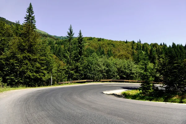 Lege bergweg — Stockfoto