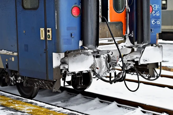 trein auto hook up