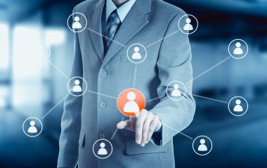 İşadamı simgesi ağ - Hr, İKY, Mlm, takım çalışması ve liderlik kavramı taşıyan el