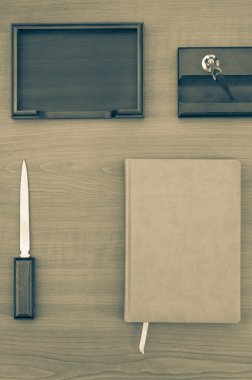 lüks executive deri özel tertipçi ya da ahşap arka plan üzerinde planlayıcısı