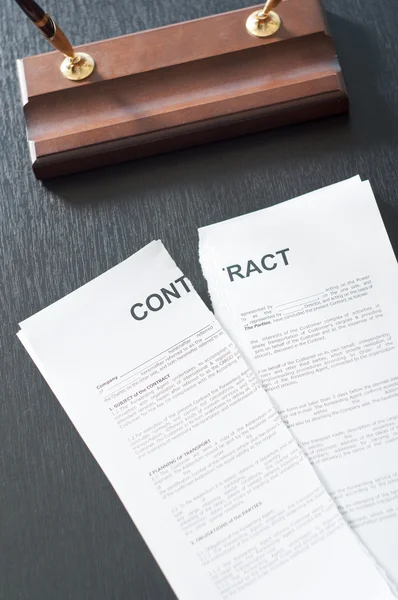 Broken Contract — Stock Photo, Image