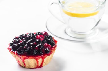 çörekler taze yaban mersini ve limon çayı