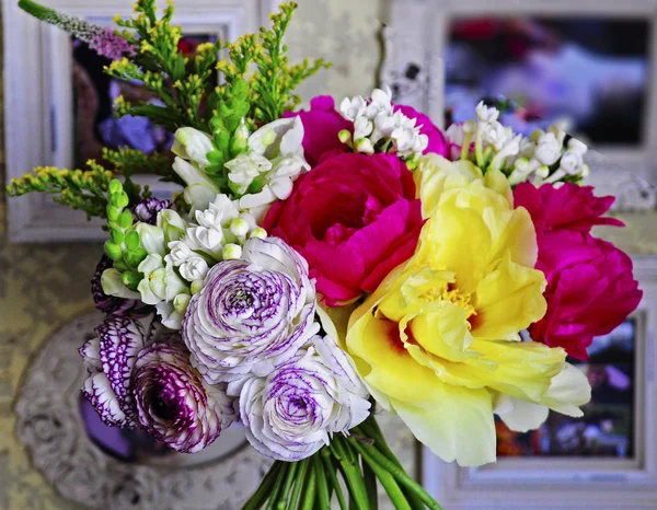 Arranjo de flores — Fotografia de Stock