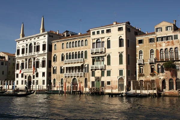 Le Grand Canal de Venise et ses bâtiments — Photo