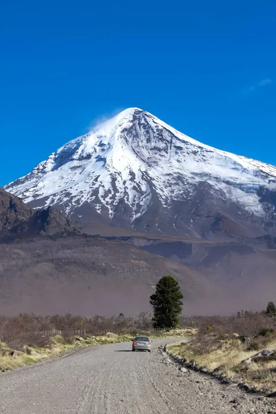 Kilátás Lanin Vulkán Tromen Lake Neuquen Argentína — Stock Fotó