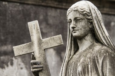 Mezarlık veya Recoleta Hıristiyan kadın heykeli