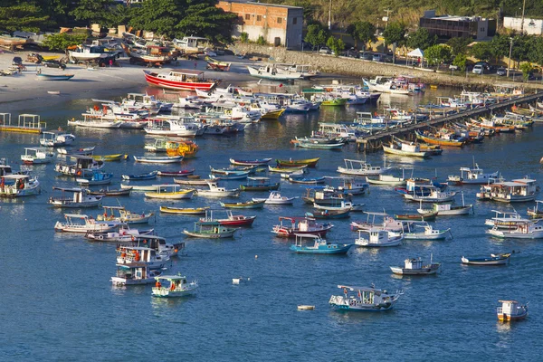 Boten in de haven In Arraial cabo, Brasil, — Stockfoto