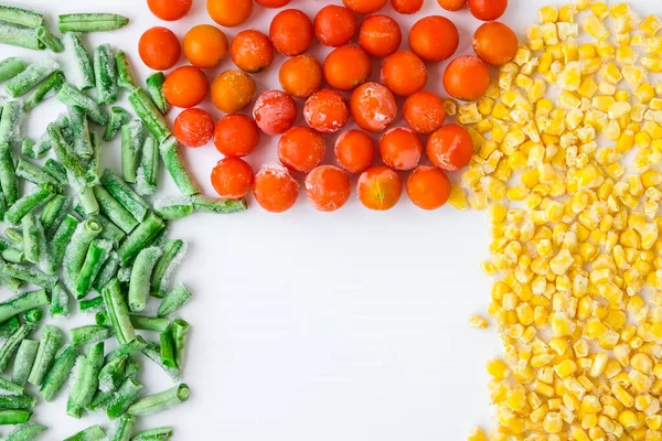 Mrożone Warzywa Tło Żywności Żółtej Kukurydzy Zielona Fasola Czerwone Pomidory — Zdjęcie stockowe