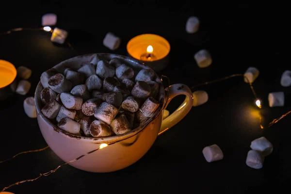 Coupe Avec Cacao Chaud Hiver Des Guimauves Nuit Lumières Noël — Photo