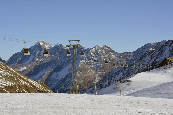 奥地利蒂罗尔的滑雪胜地 — 图库照片