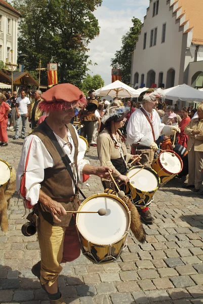 Німеччина, люди на середньовічний фестиваль — стокове фото